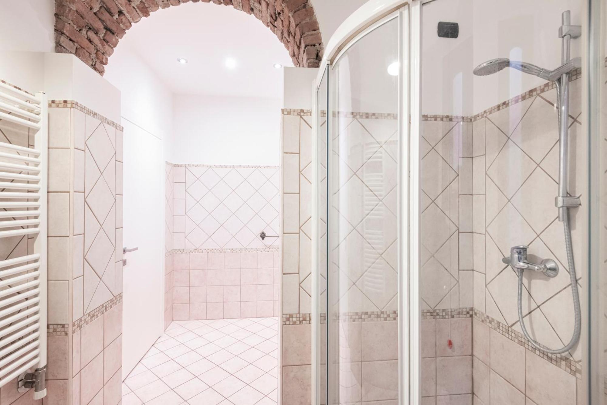 Nice Apartment In The Heart Of Porta Venezia Milan Luaran gambar
